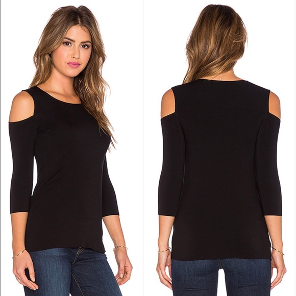 bailey 44 cold shoulder top
